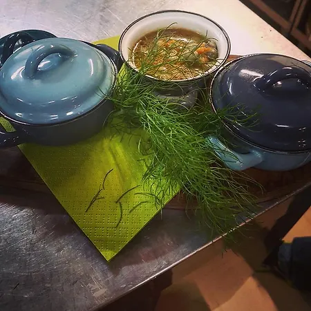Agriturismo Montefabbrello 费拉约港