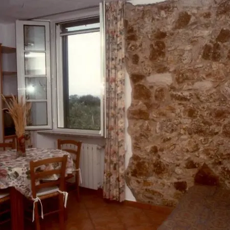 Agriturismo Montefabbrello Çiftlik konaklama